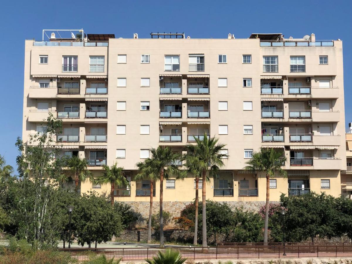 Nerja Sea View Apartment Luaran gambar